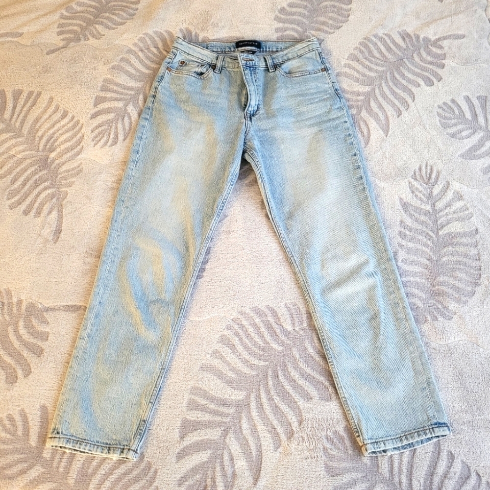 Aeropostale Mom Jeans size 6R